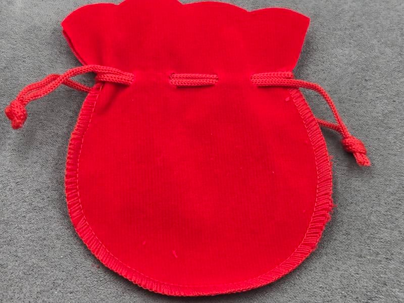 Мішечки 8*10 см 50 шт з оксамиту червоні