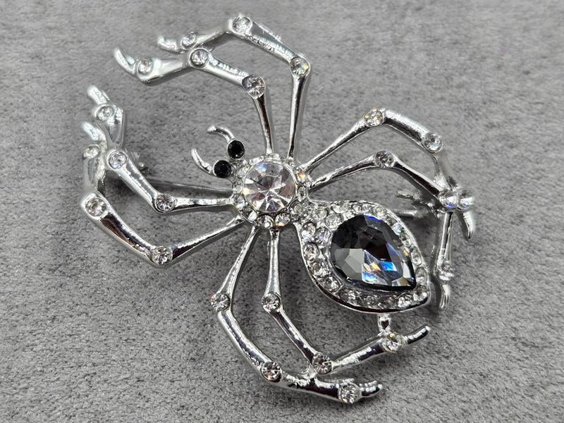 Брошка *павук* 31*47 мм срібло