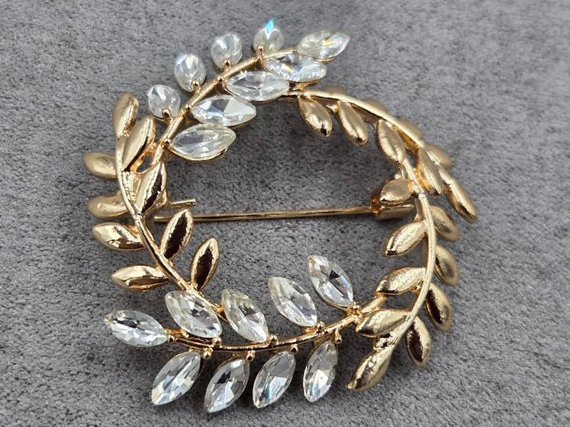 Брошка 40 мм золото