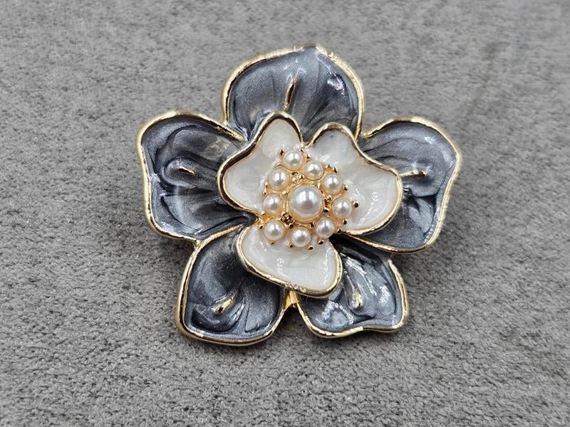 Брошка *квітка* 30 мм колір золото