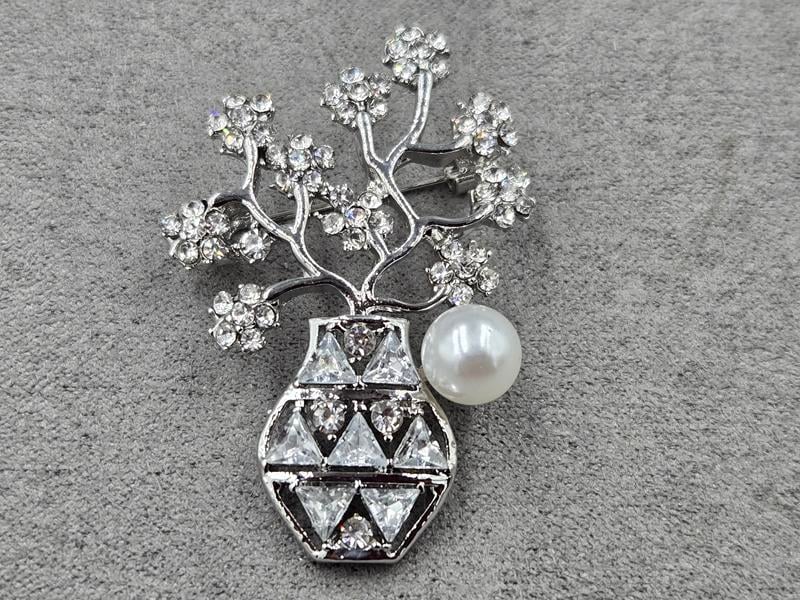 Брошка *ваза з квітами* 30*45 мм срібло