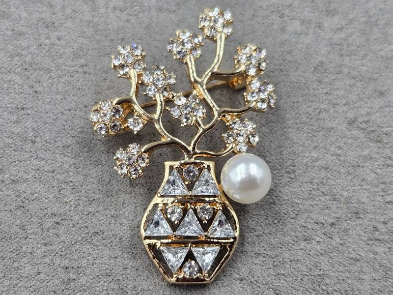 Брошка *ваза з квітами* 30*45 мм золото