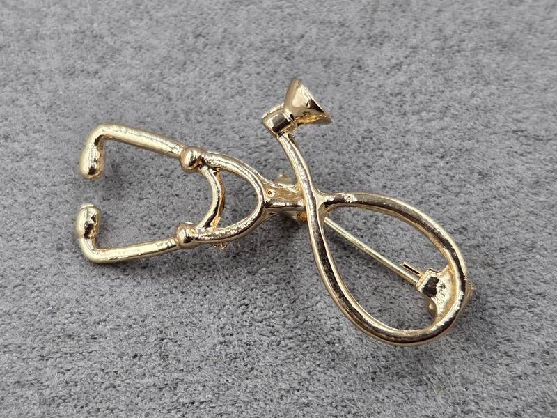 Брошка *стетоскоп* 20*38 мм колір золото