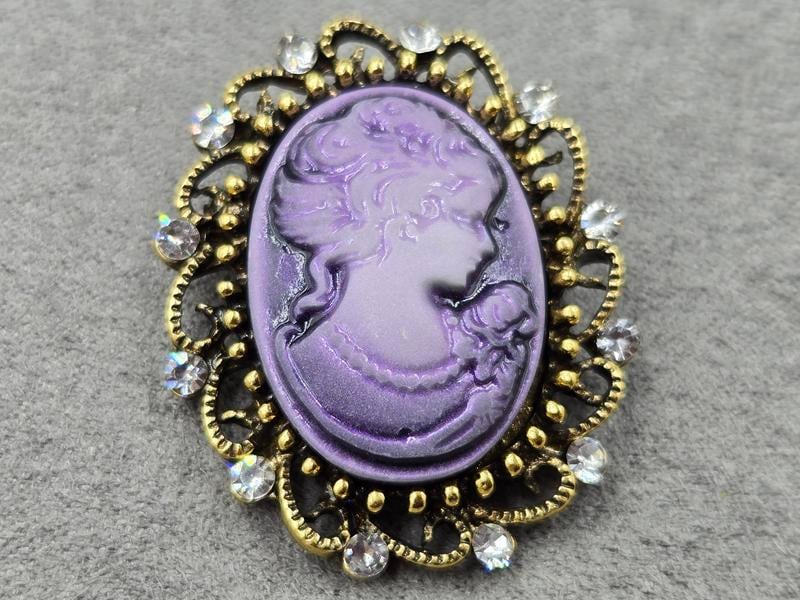 Брошка *камея* 29*35 мм колір золото