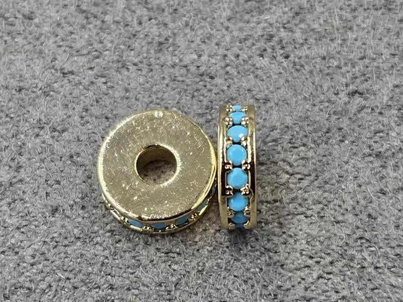 Рондель 8*2 мм отв. 2,4 мм колір золото з блакитними стразами (гіпоалергений сплав)