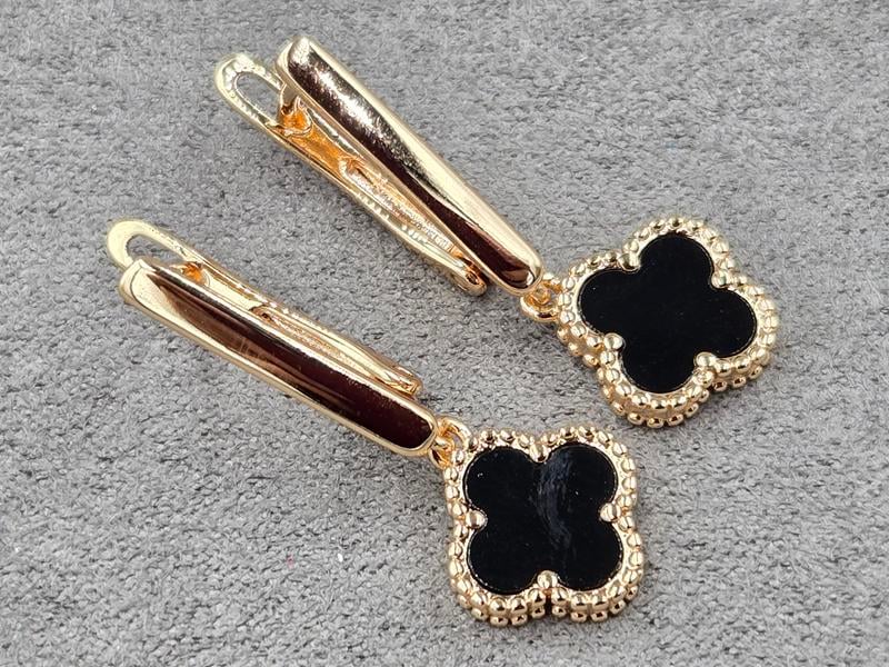 Сережки конюшина 11 мм висота 30 мм колір золото (мед. сплав)