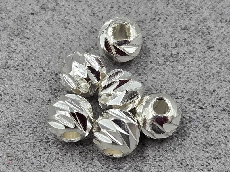 Бусина куля 6 мм 20 шт колір срібло (гіпоалергений сплав)