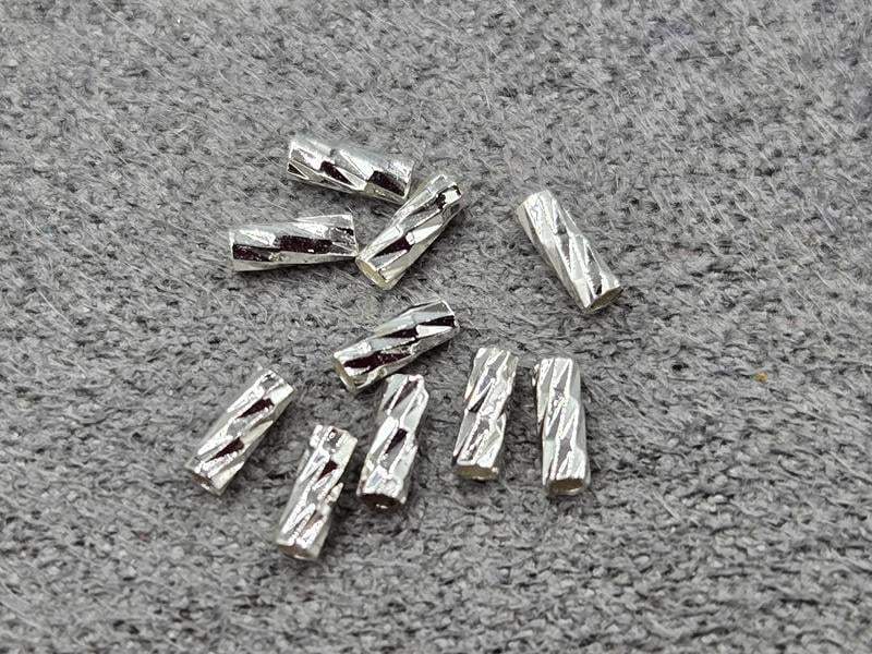 Трубочка 1,5*4 мм 10 шт колір срібло (гіпоалергений сплав)