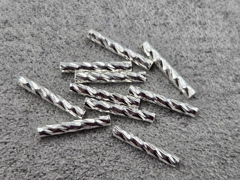 Трубочка 1,5*10 мм 10 шт колір срібло (гіпоалергений сплав)