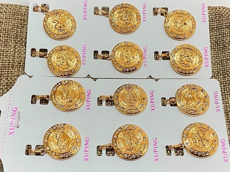 Знаки зодиака с фианитами Xuping 20*26 мм 12 шт позолота 18к