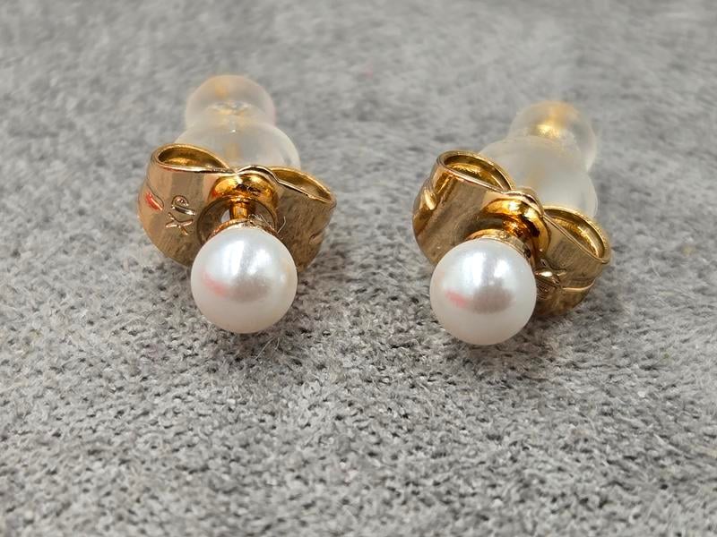 Гвоздики Xuping 4 мм колір 18к