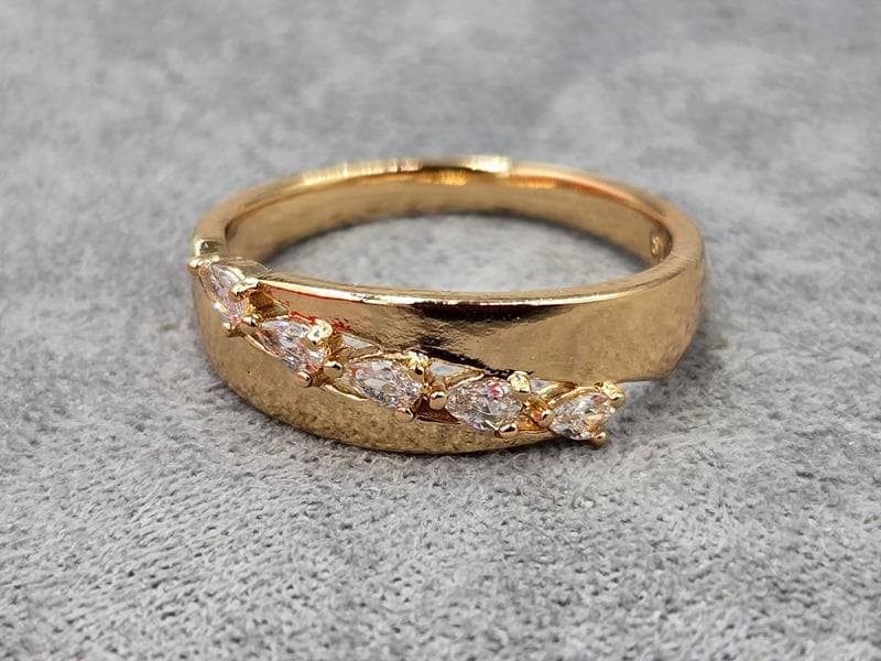 Каблучка Xuping 7 мм (17,18,19 розмір) колір 18к