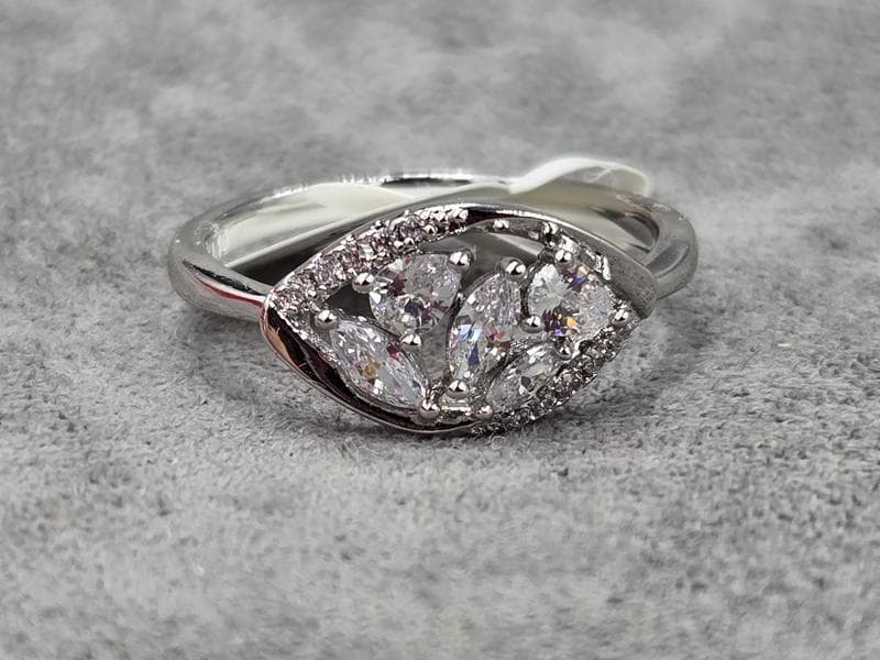 Каблучка Xuping 10*15 мм (18,19,20 розмір) родий