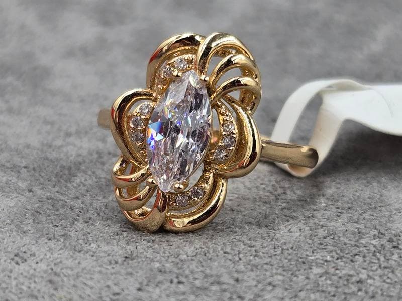 Каблучка Xuping 13*17 мм (16 розмір)