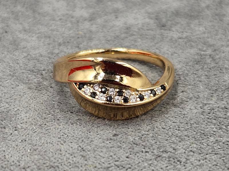 Каблучка Xuping 11 мм (17 розмір) колір 18к