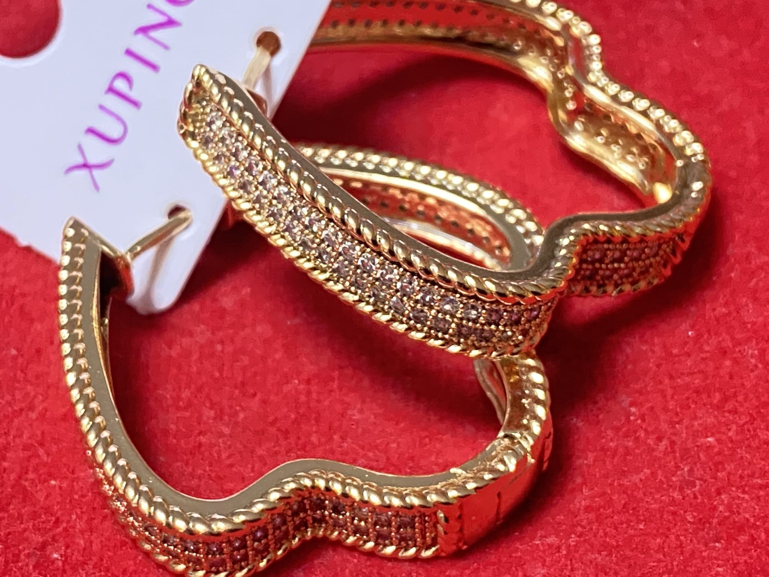 Серьги кольца Xuping с фианитами в. 3 см ш. 3 см позолота 18к